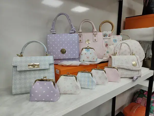 Pastel and Mini